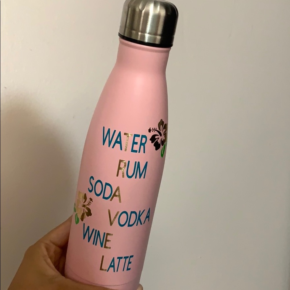 Premium insulated stainless steel water bottle!!